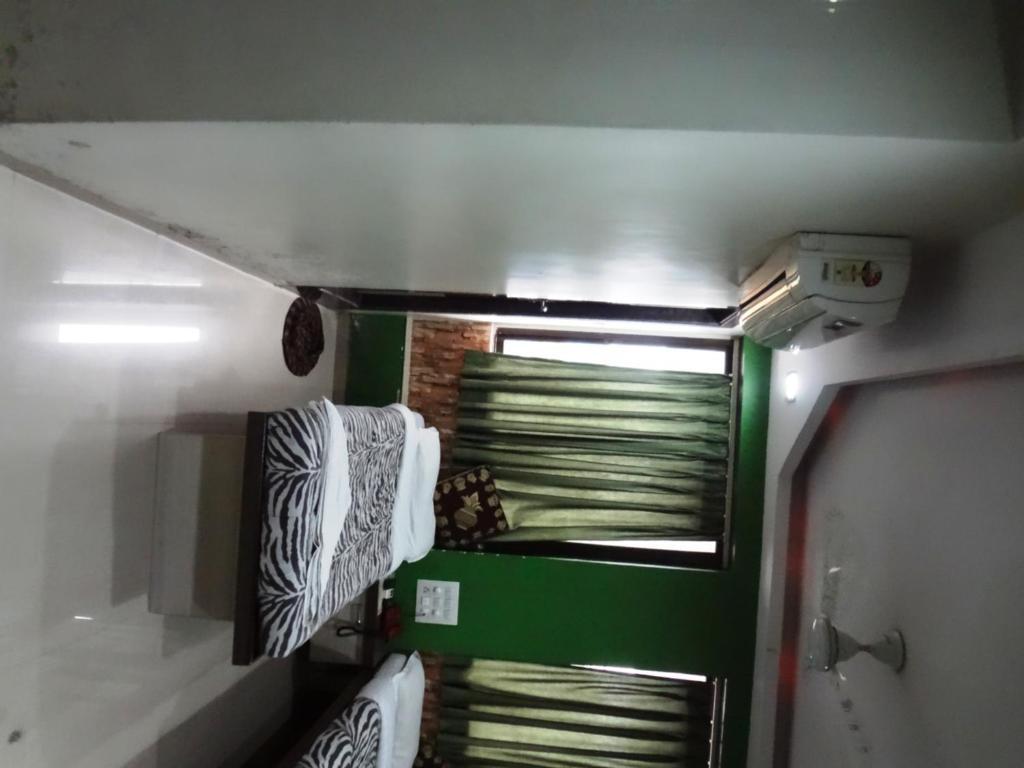 Hotel Crescent Βομβάη Εξωτερικό φωτογραφία